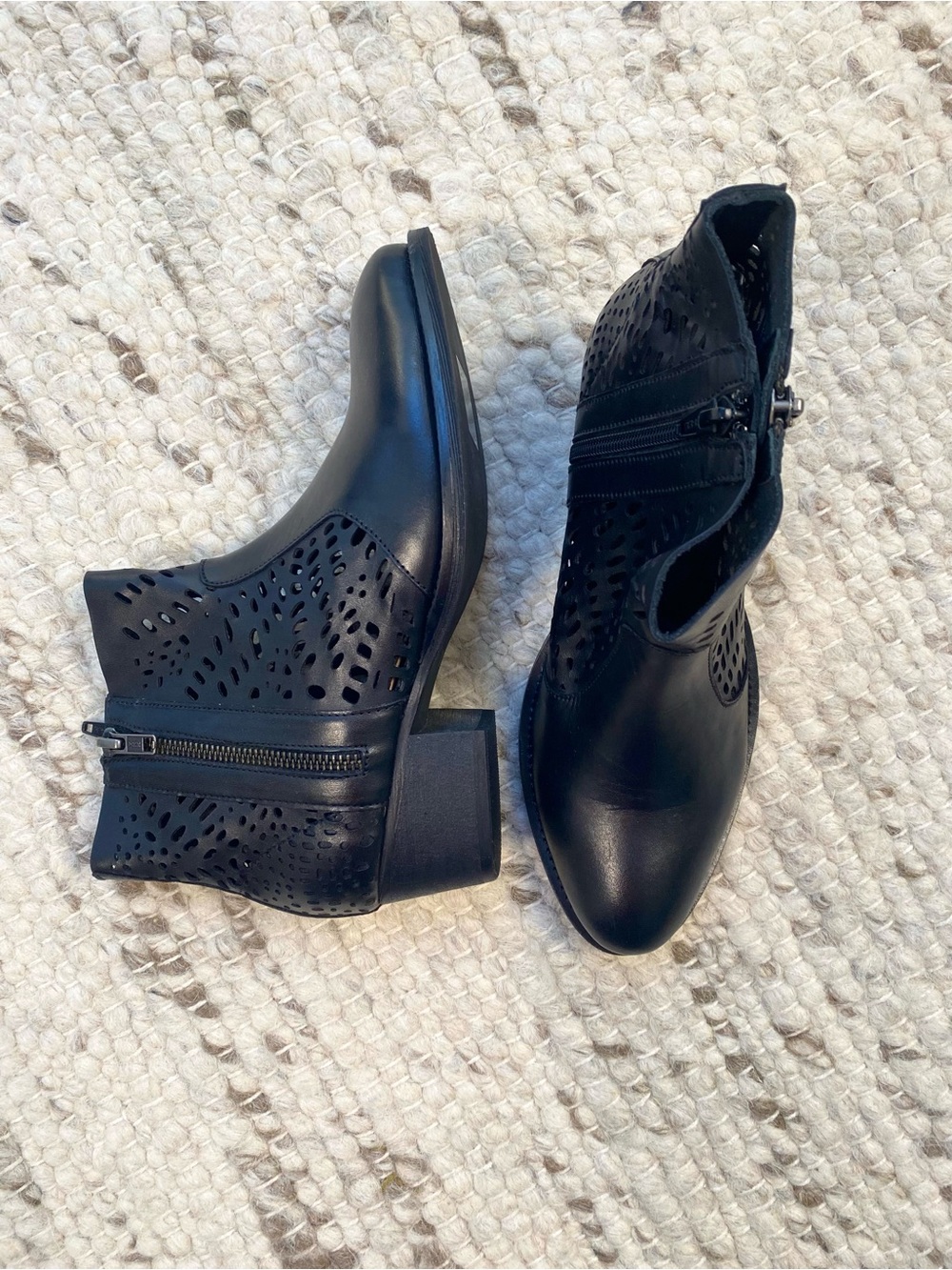 Extreme by Eddie Marc Black Laser Cut Cutout Zip Ankle Booties, Size 7 - Picture 3 of 10